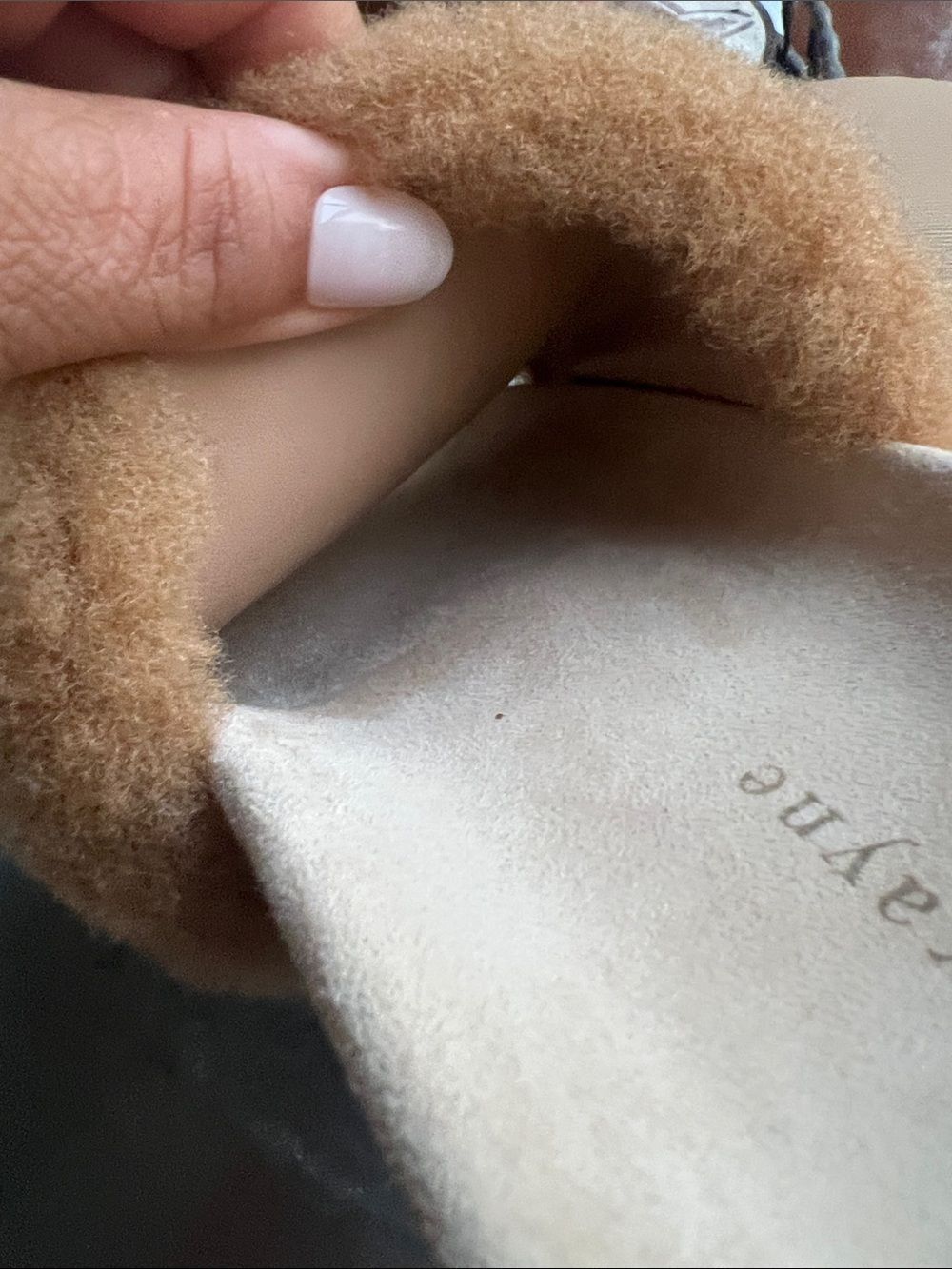 NEW Jenni Kayne Shearling Slide
Sandal. Natural. 8/38 - Picture 8 of 10